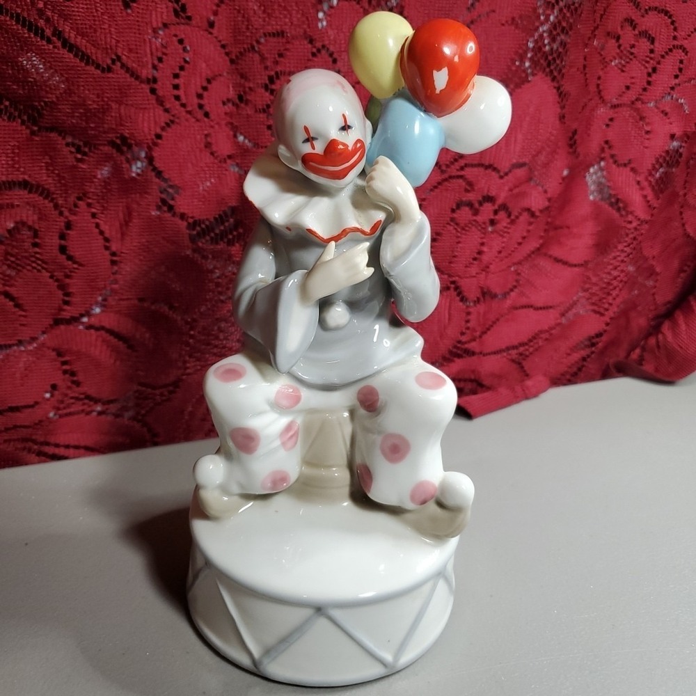 Berman Anderson Porcelain Clown Music Box Japan 1979 Balloons Works